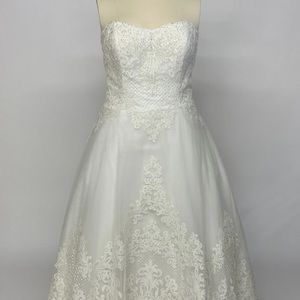 Plus size wedding dress style 4704